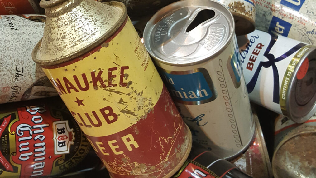 Old collectible beer cans