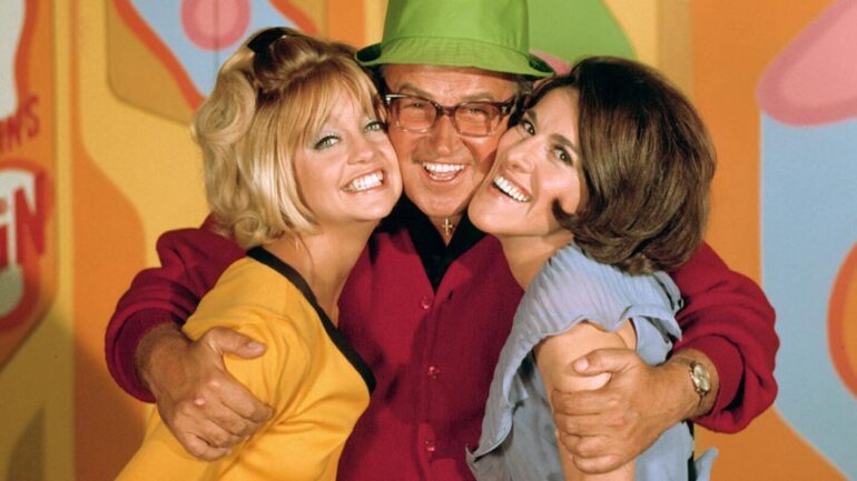 ROWAN AND MARTIN'S LAUGH-IN, Goldie Hawn, Paul W. Keyes, Ruth Buzzi, 1968-1970.