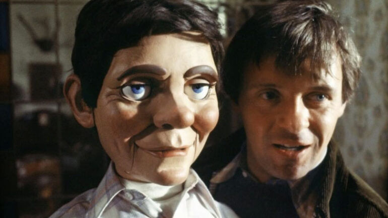 Anthony Hopkins as ventriloquist Corky Withers with his dummy named Fats in the 1978 psychological horror drama Magic