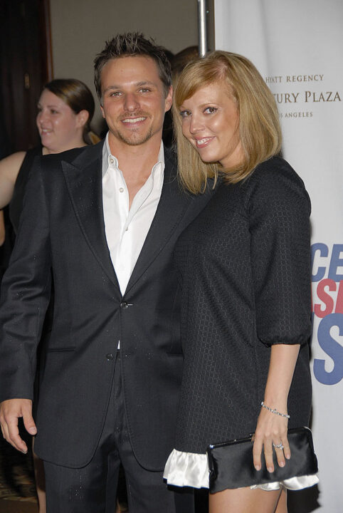 Musician Drew Lachey (L) and wife Lea Lachey arrive at a the 14th Annual Race To Erase MS "Dance to Erase MS"-themed gala at the Hyatt Regency Century Plaza Hotel on April 13, 2007 in Los Angeles, California