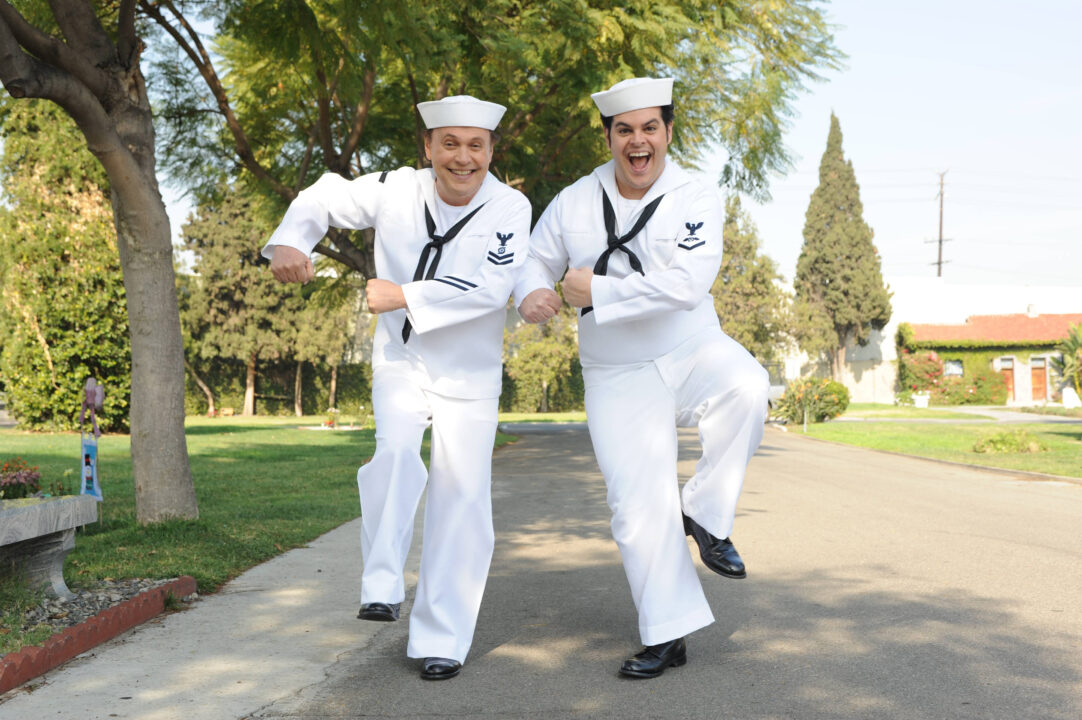 THE COMEDIANS, l-r: Billy Crystal, Billy Crystal, 'Pilot' (Season 1, Episode 1, aired April 9, 2015)