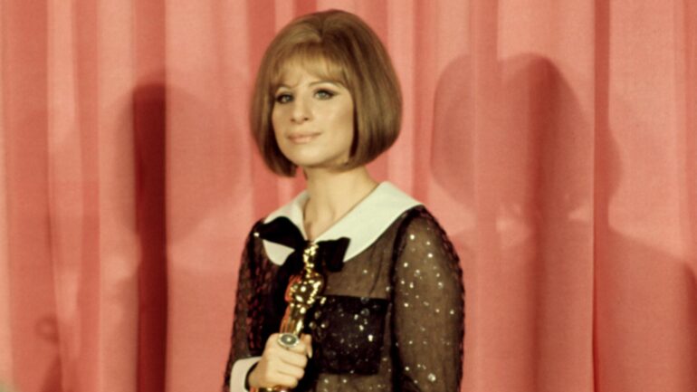 1968: BARBRA STREISAND holds her Best Actress Oscar for FUNNY GIRL, 1969