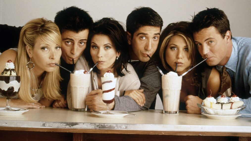 FRIENDS, cast photo, from left: Lisa Kudrow, Matt Leblanc, Courteney Cox, David Schwimmer, Jennifer Aniston, Matthew Perry