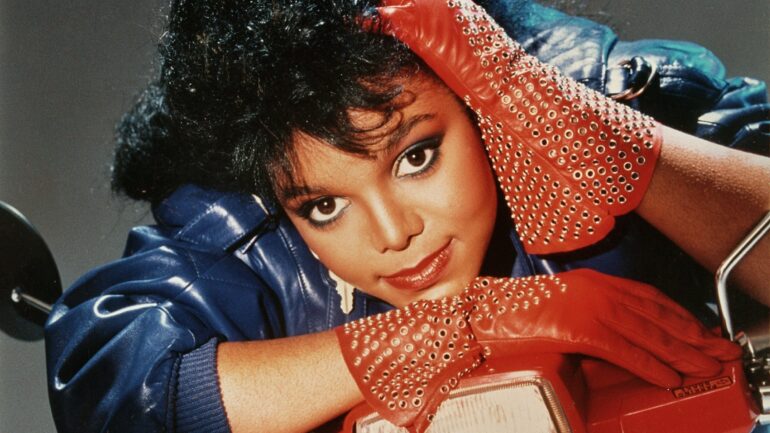 LOS ANGELES - 1984: Singer and actress Janet Jackson poses for her 