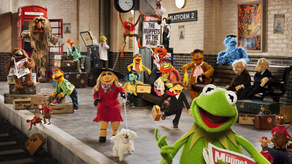 MUPPETS MOST WANTED, rear l-r: Sweetums, Beaker, Dr. Bunsen Honeydew, Animal, Janice, Zoot, Dr. Teet