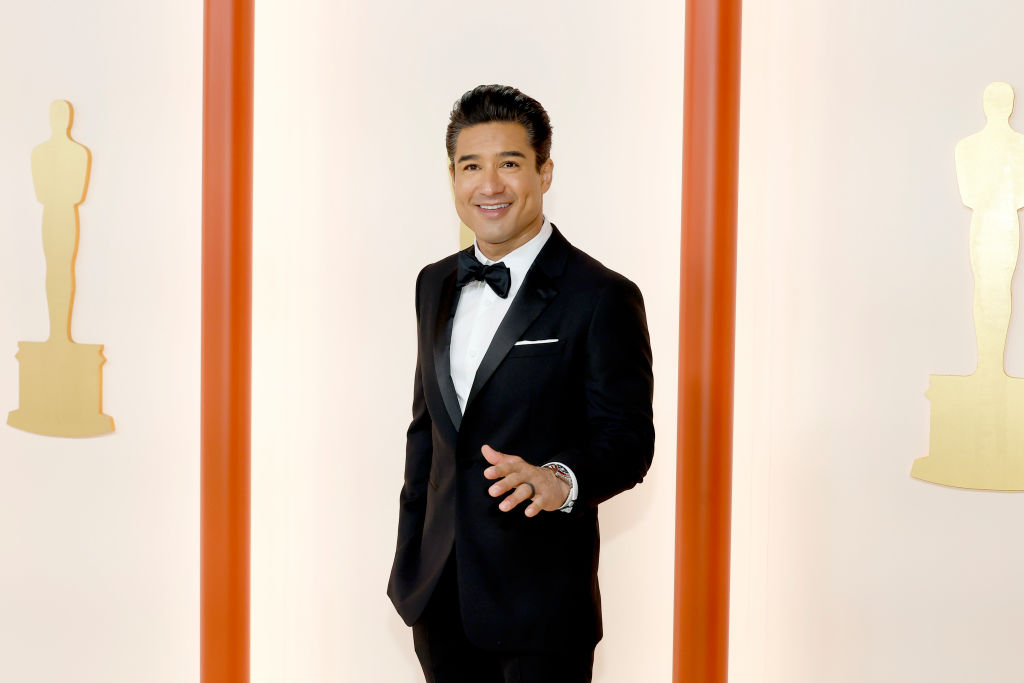 HOLLYWOOD, CALIFORNIA - MARCH 12: Mario Lopez attends the 95th Annual Academy Awards on March 12, 2023 in Hollywood, California. 