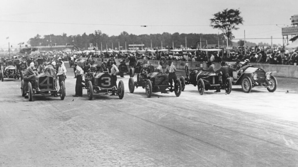 The starting line-up at the first ever Indianapolis 500 motor race at Indianapolis Motor Speedway in Speedway, Indiana, 1911. Front row, left to right: Johnny Aitken (1885 - 1918) in a National car, number 4, Harry Endicott (1883 - 1913) in an Inter-State, car number 3, Ralph DePalma (1882 - 1956) in a Simplex, car number 2 and Lewis Strang (1887 - 1911) in a J.I. Case, car number 1.