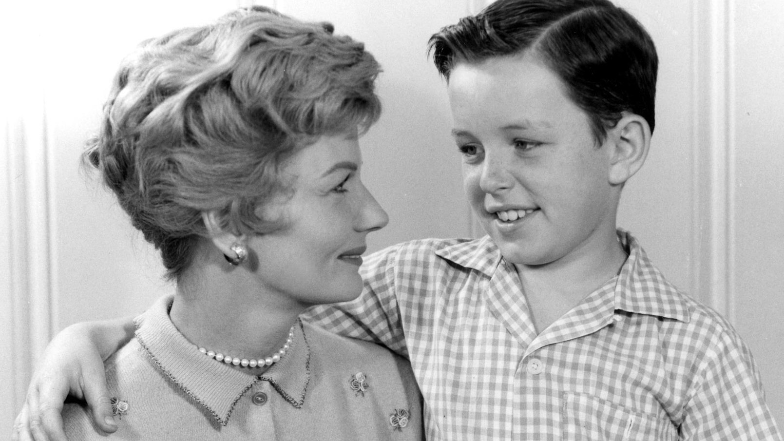 LEAVE IT TO BEAVER, Barbara Billingsley, Jerry Mathers, 