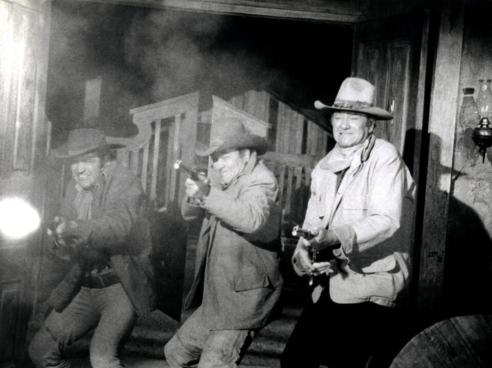 THE TRAIN ROBBERS, from left, Ben Johnson, Rod Taylor, John Wayne, 1973