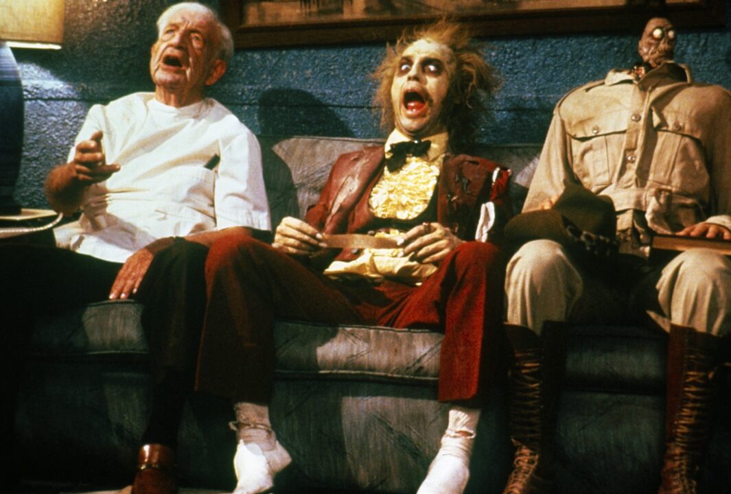 BEETLEJUICE, Michael Keaton (center), 1988