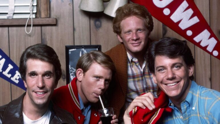 HAPPY DAYS, from left, Henry Winkler, Ron Howard, Don Most, Anson Williams, 1974-84 (1977 photo).