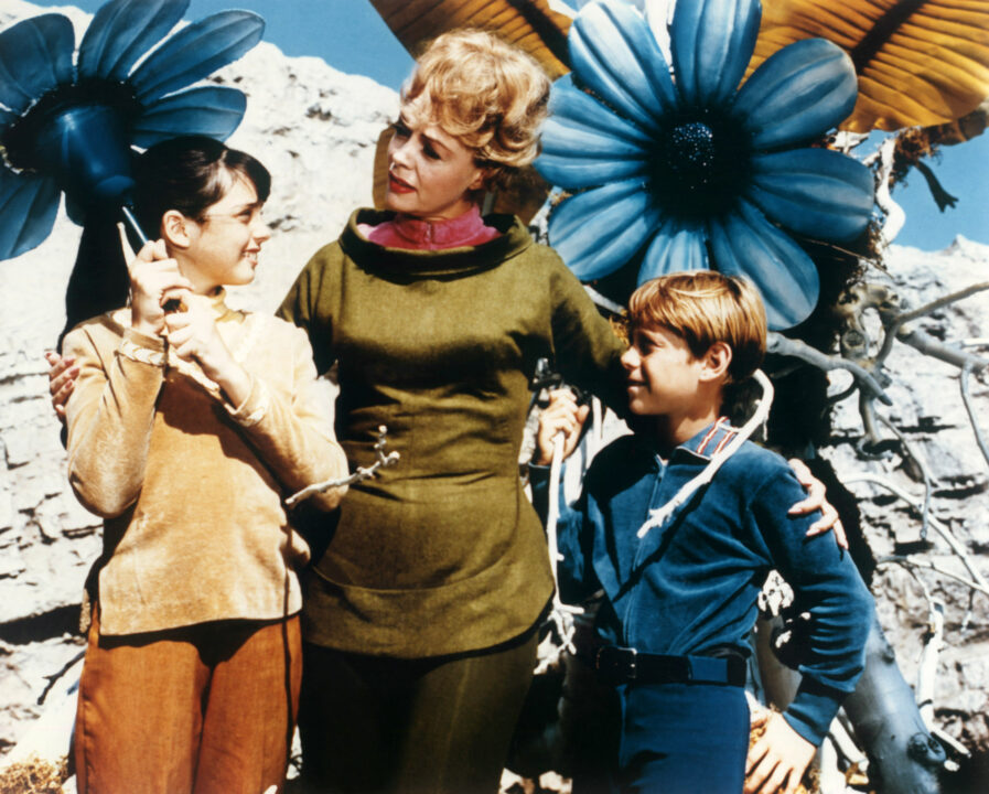 LOST IN SPACE, (from left): Angela Cartwright, June Lockhart, Billy Mumy, 1965-1968. 