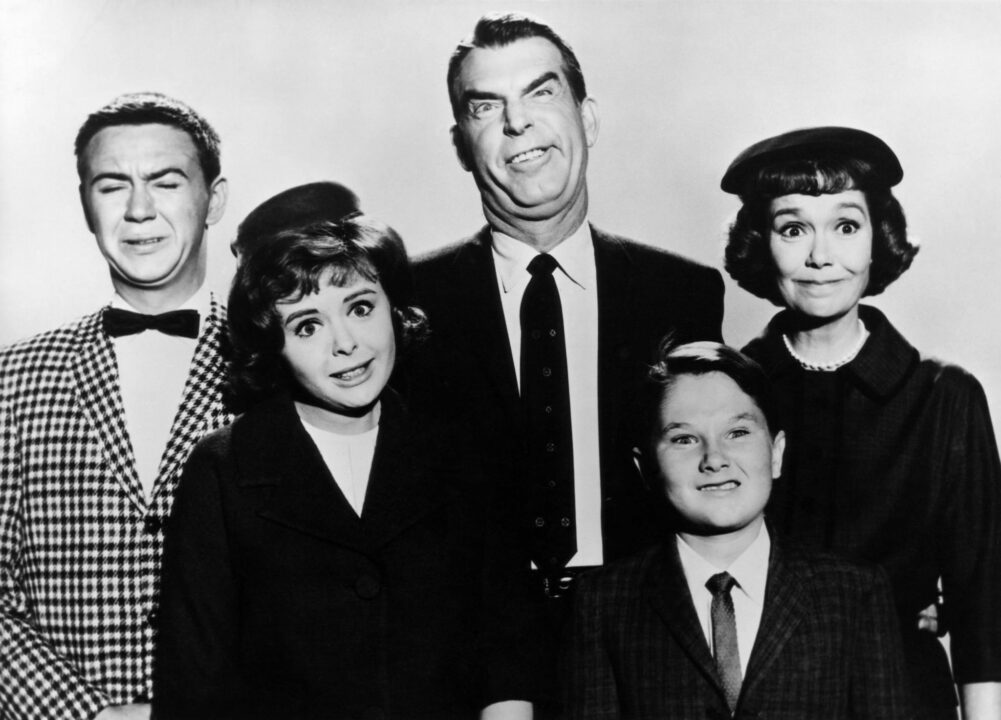 BON VOYAGE!, Tommy Kirk, Deborah Walley, Fred MacMurray, Kevin Corcoran, Jane Wyman, 1962