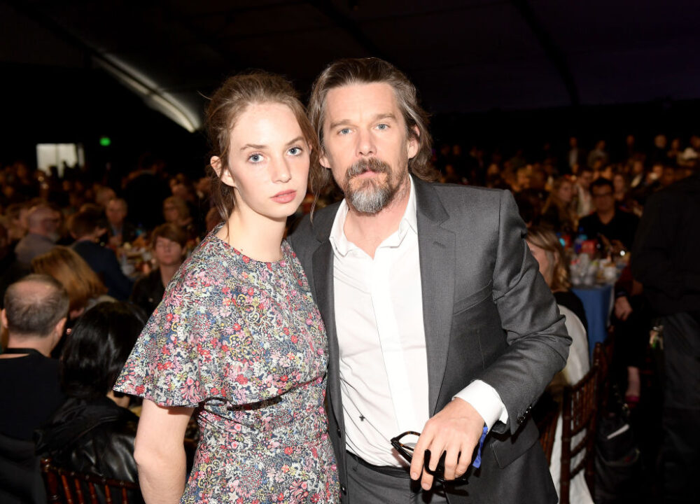 SANTA MONICA, CA - MARCH 03: Actors Maya Hawke (L) and Ethan Hawke attend the 2018 Film Independent Spirit Awards on March 3, 2018 in Santa Monica, California. 