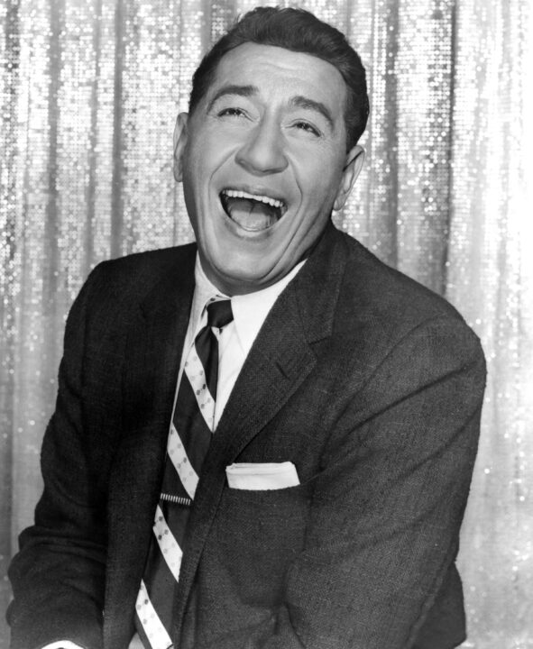 LOUIS PRIMA - Italian/American singer and singer-wife KEELEY SMITH