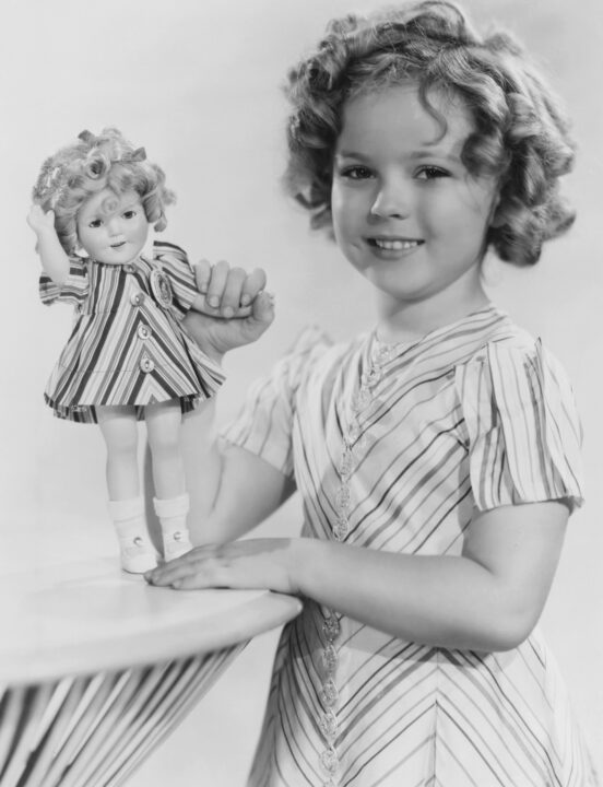 CURLY TOP, Shirley Temple with Shirley Temple doll, 1935
