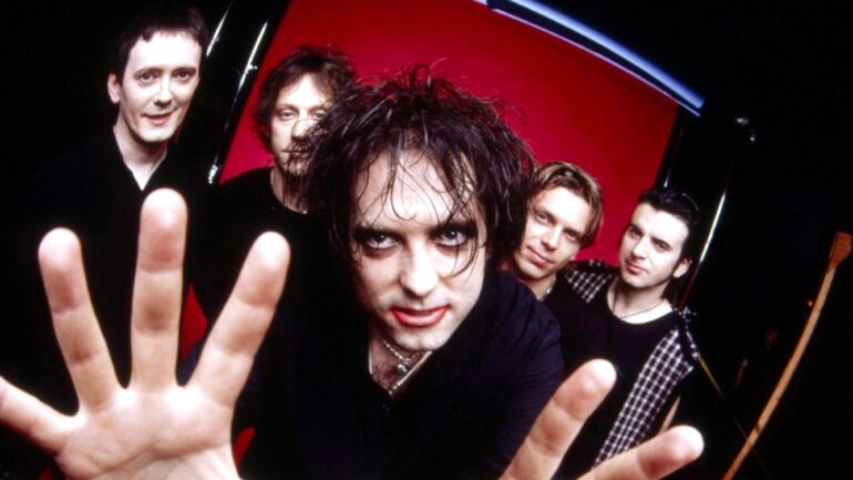 MAD TV, (aka MADTV), The Cure (Robert Smith, center), 1995-2009 (photo ca. late 1990s).