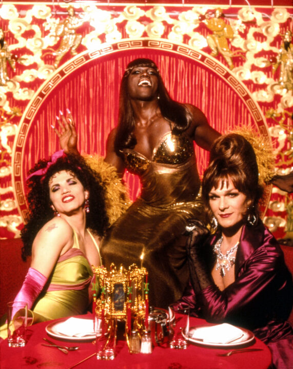 TO WONG FOO THANKS FOR EVERYTHING, JULIE NEWMAR, from left; Wesley Snipes, John Leguizamo, Patrick Swayze, 1995, © Universal/courtesy Everett Collection, TWFO 017, 