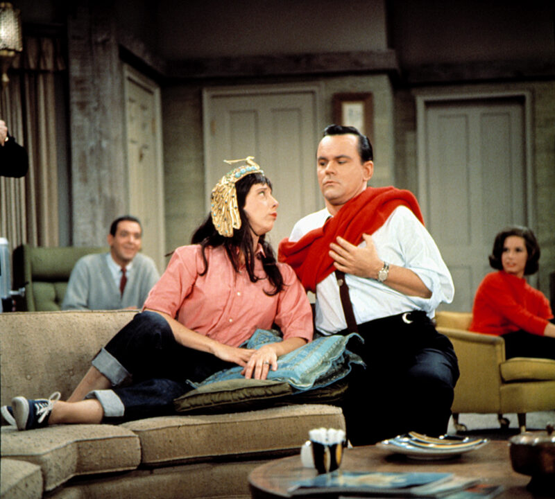 THE DICK VAN DYKE SHOW, Ann Guilbert, Bob Crane, Jerry Paris (background), Mary Tyler Moore. Ep. 'Somebody Has To Play Cleopatra', 12/26/1962. Season 2. 1961 - 1966.