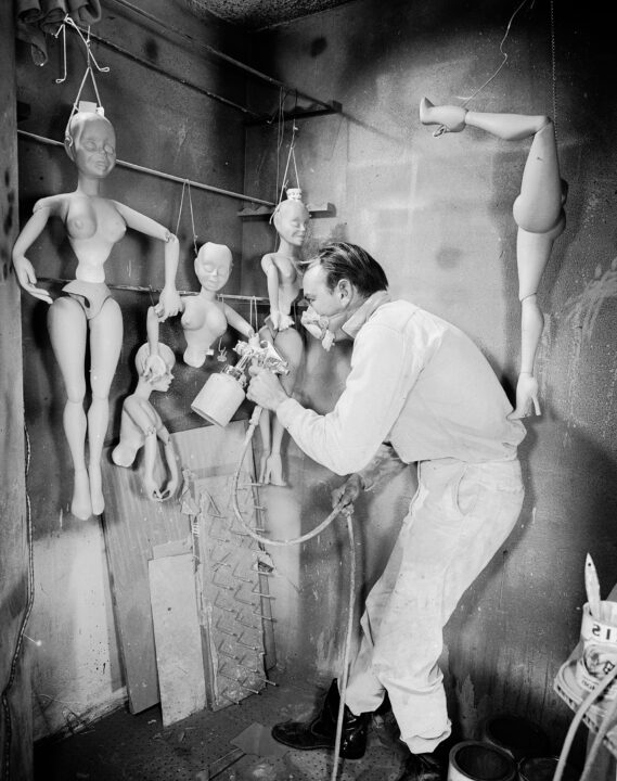 1964: Air brushing puppets in preparation for Sid and Marty Krofft's 'Poupees de Paris', a puppet extravaganza at New York's World Fair in which a cast of 240 puppet caricatures of famous entertainers, sing, dance and act out humorous skits. 