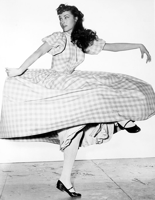 Julie Newmar, Seven Brides for Seven Brothers