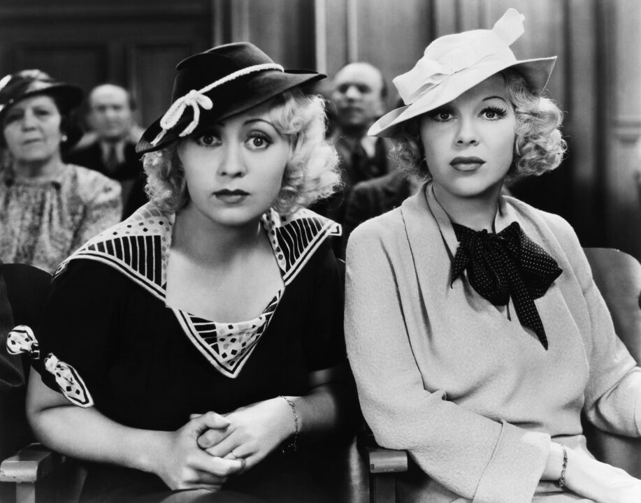 WE'RE IN THE MONEY, from left, Joan Blondell, Glenda Farrell, 1935