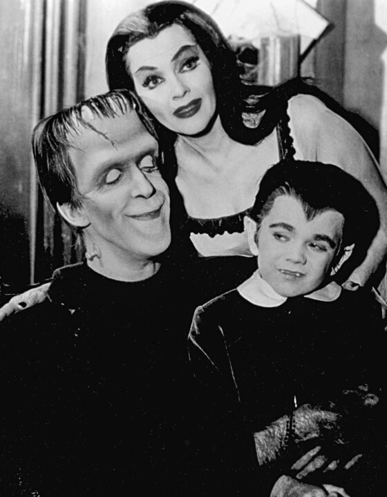 THE MUNSTERS, Fred Gwynne, Yvonne De Carlo, Butch Patrick, 1964-1966