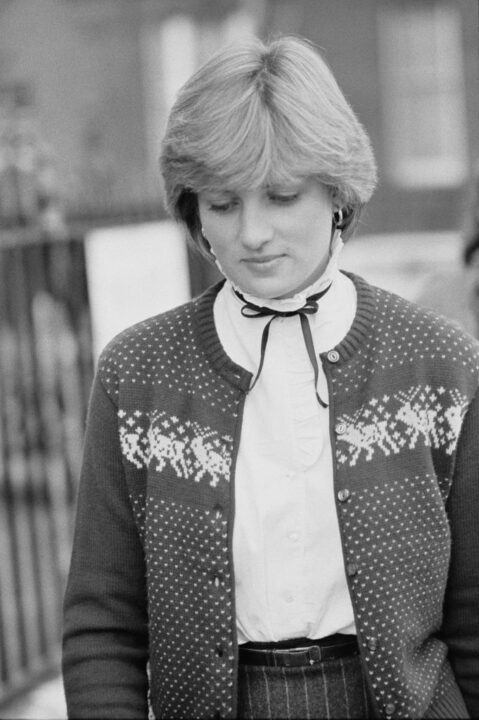 Nineteen year-old Lady Diana Spencer (1961 - 1997, later Diana, Princess of Wales), fiancee to the Prince of Wales, leaving her flat at Coleherne Court in Earl's Court, London, UK, 12th November 1980