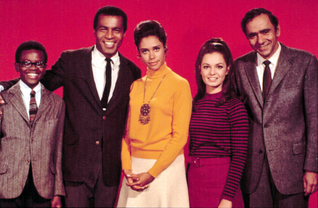 ROOM 222, Howard Rice, Lloyd Haynes, Denise Nicholas, Karen Valentine, Michael Constantine, circa 1969-1971. 