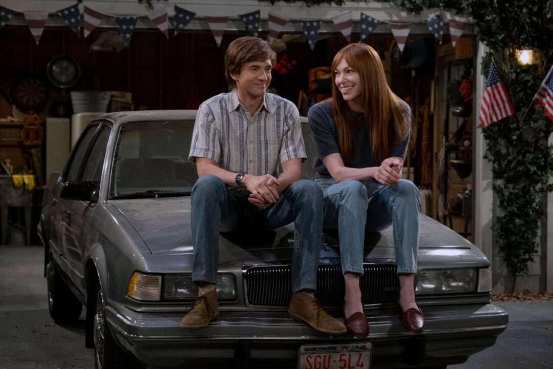 THAT '90S SHOW, (aka THAT 90S SHOW), from left: Topher Grace, Laura Prepon, 'That '90s Pilot', (Season 1, ep. 101, aired Jan. 19, 2023)