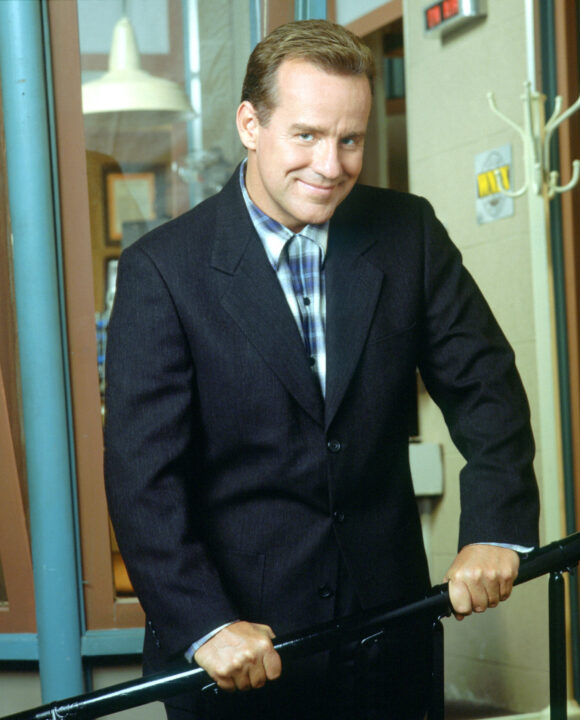 NEWSRADIO, Phil Hartman, Season 1, 1995-99