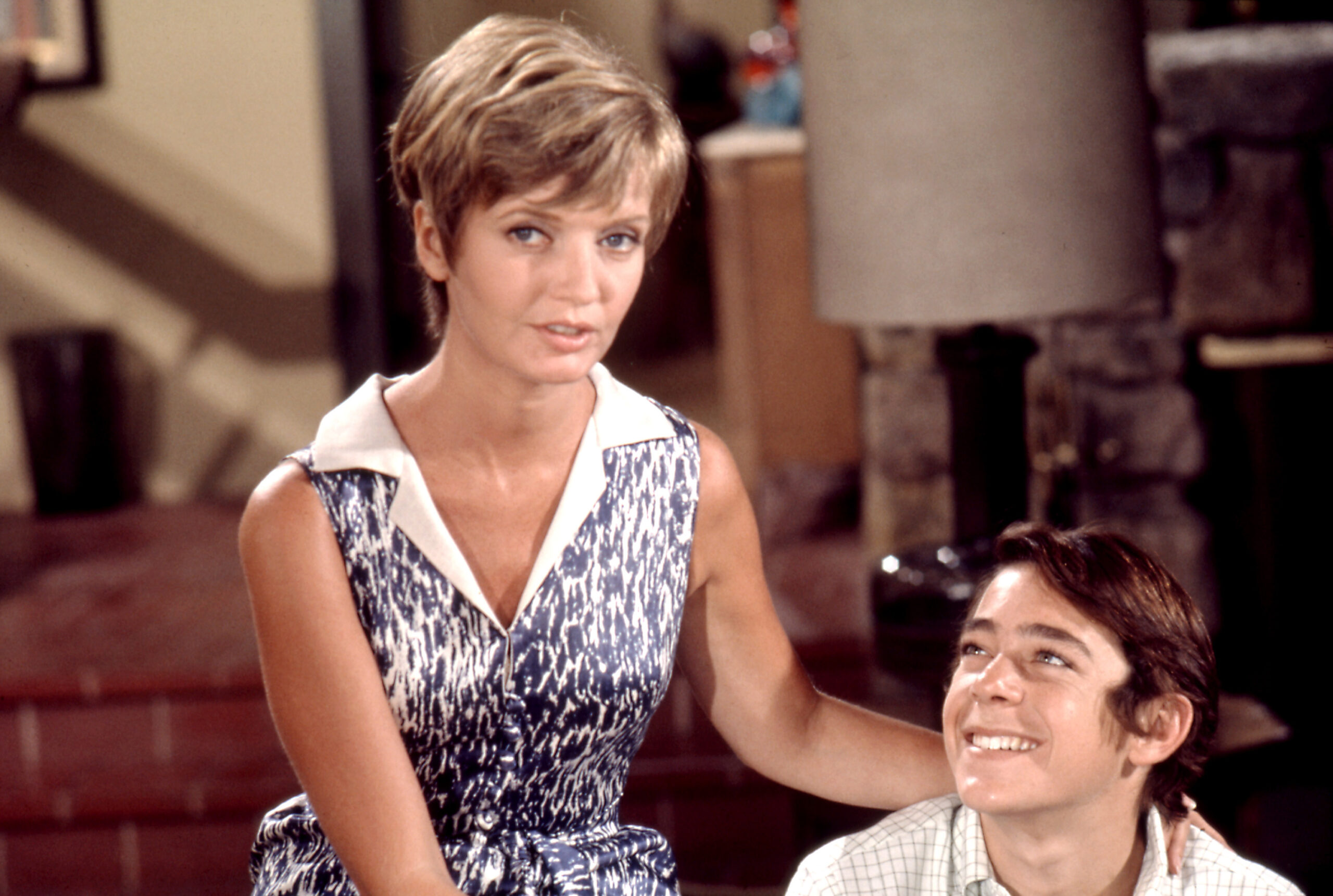 THE BRADY BUNCH, Florence Henderson, Barry Williams, 'Call Me Irresponsible,' (Season 2, October 30, 1970), 1969-74