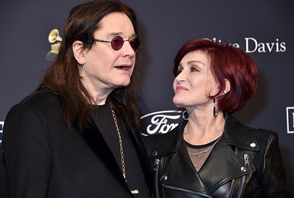 BEVERLY HILLS, CALIFORNIA - JANUARY 25: (L-R) Ozzy Osbourne and Sharon Osbourne attend the Pre-GRAMMY Gala and GRAMMY Salute to Industry Icons Honoring Sean "Diddy" Combs on January 25, 2020 in Beverly Hills, California