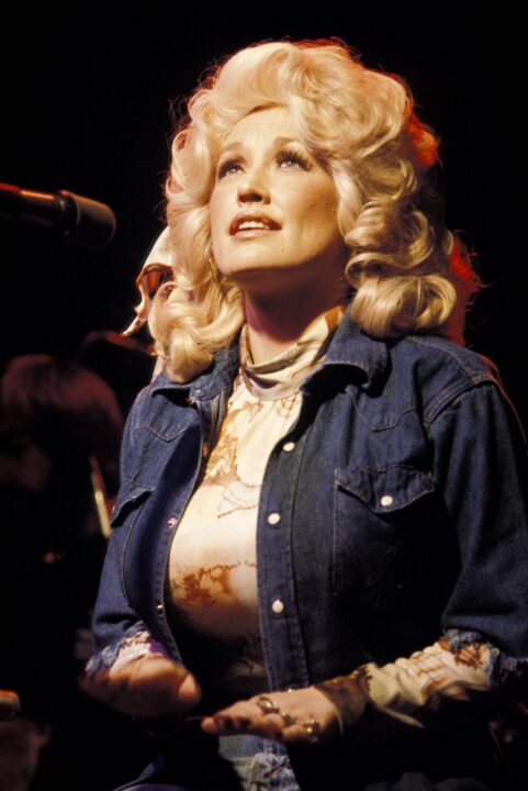 UNSPECIFIED - JANUARY 01: Photo of Dolly PARTON 