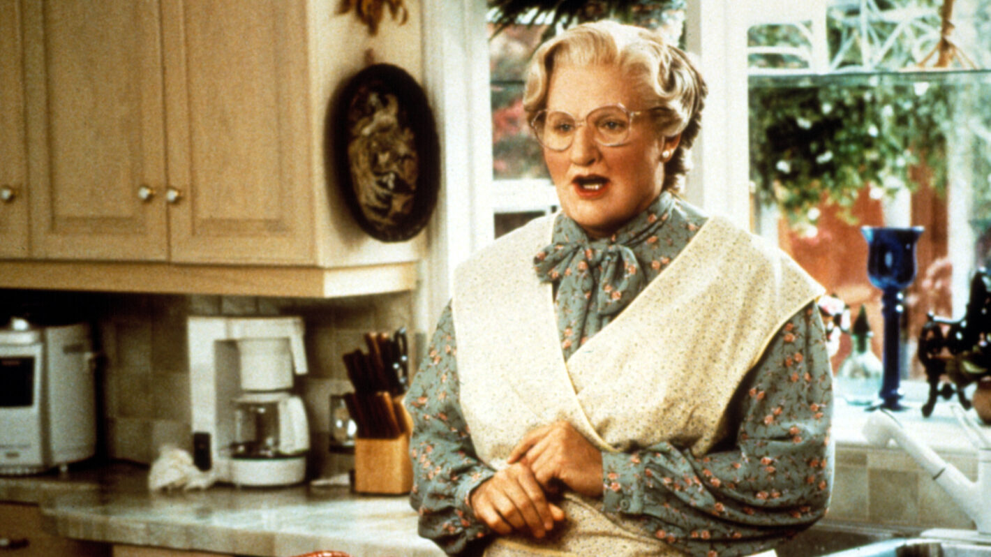 There are 972 Boxes Full of Robin Williams' Outtakes from 'Mrs. Doubtfire'