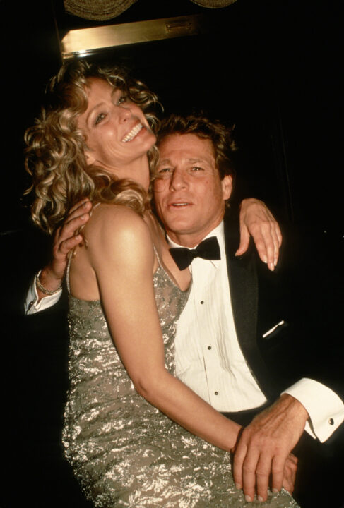 NEW YORK, NY - CIRCA 1989: Farrah Fawcett and Ryan O'Neal attend the New York Premiere of "Chances Are" circa 1989 in New York City.