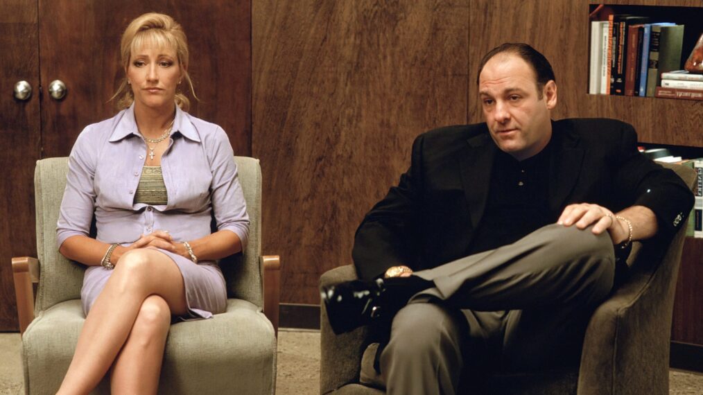 THE SOPRANOS, from left: Edie Falco, James Gandolfini, 'University', (S3.E6, Apr 1, 2001), 1999-2007.