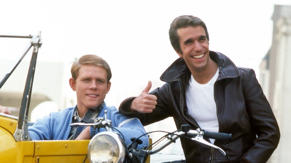 HAPPY DAYS, from left, Ron Howard, Henry Winkler, 1974-84 (1976 photo).