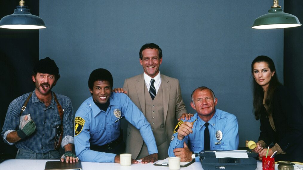 HILL STREET BLUES, from left: Bruce Weitz, Michael Warren, Daniel J. Travanti, Michael Conrad, Veronica Hamel, (Season 1), 1981-87.
