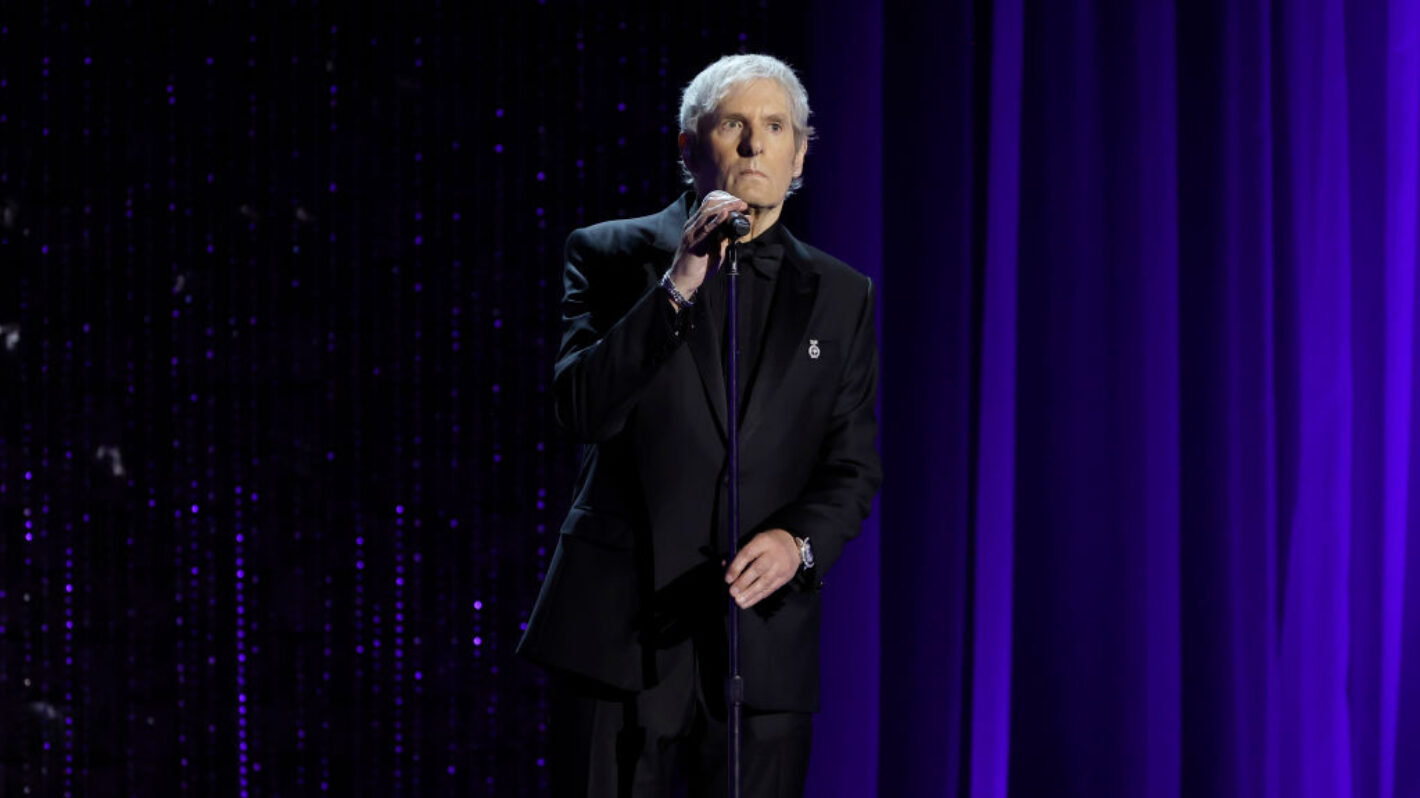 Michael Bolton Reveals Scary Diagnosis & Surgery He Had Around the Holidays