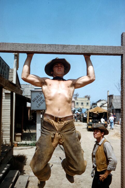 RAWHIDE, Clint Eastwood, Eric Fleming (watching), (1959). 1959-1966. 