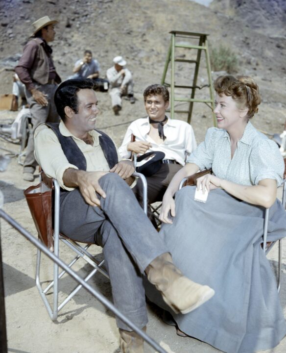 BONANZA, from left, Pernell Roberts, Michael Landon, Ida Lupino, on-set for 'The Saga of Annie O'Toole,' aired October 24, 1959