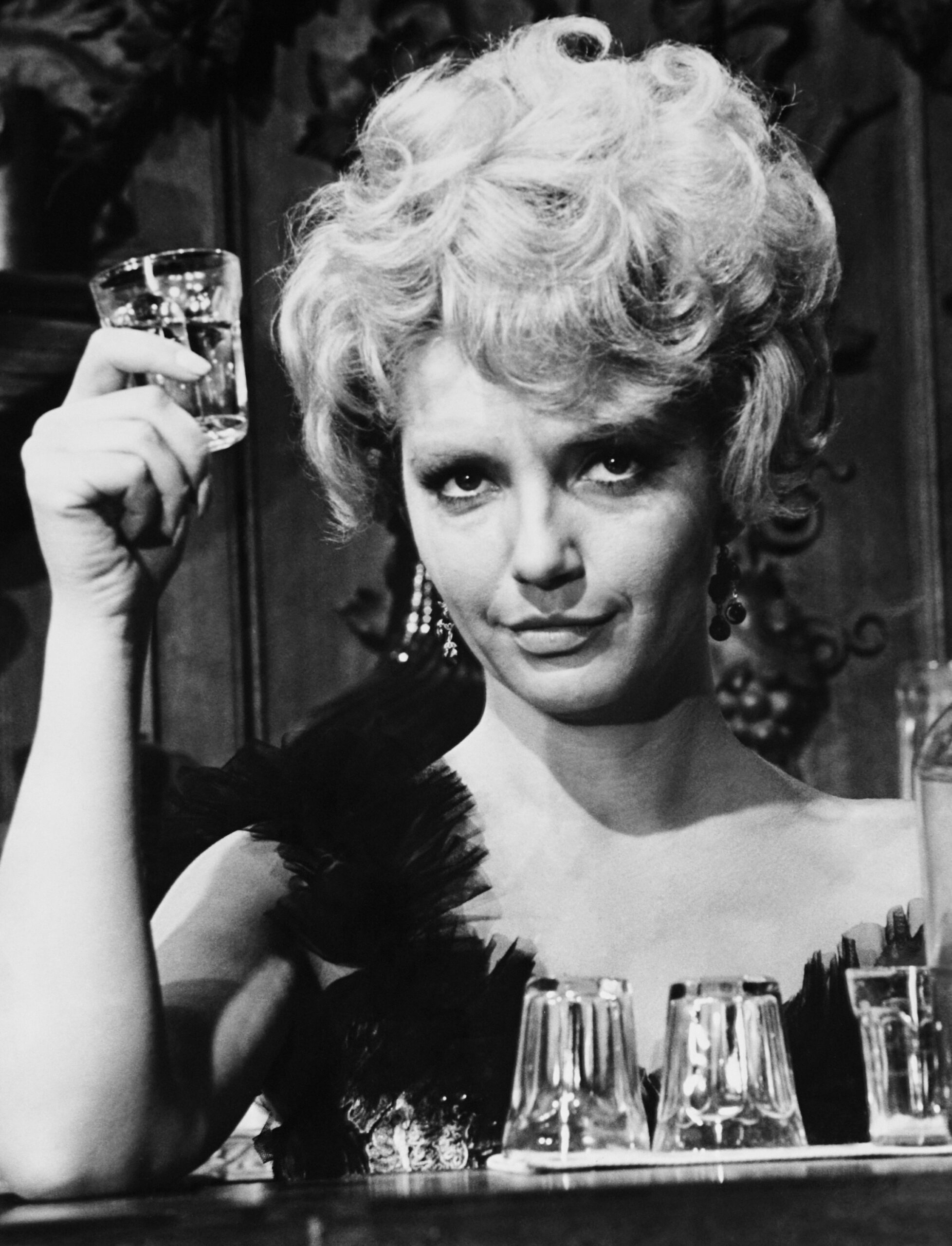 20 of the Hottest Bombshells That Guest Starred on &amp;#39;Bonanza&amp;#39;