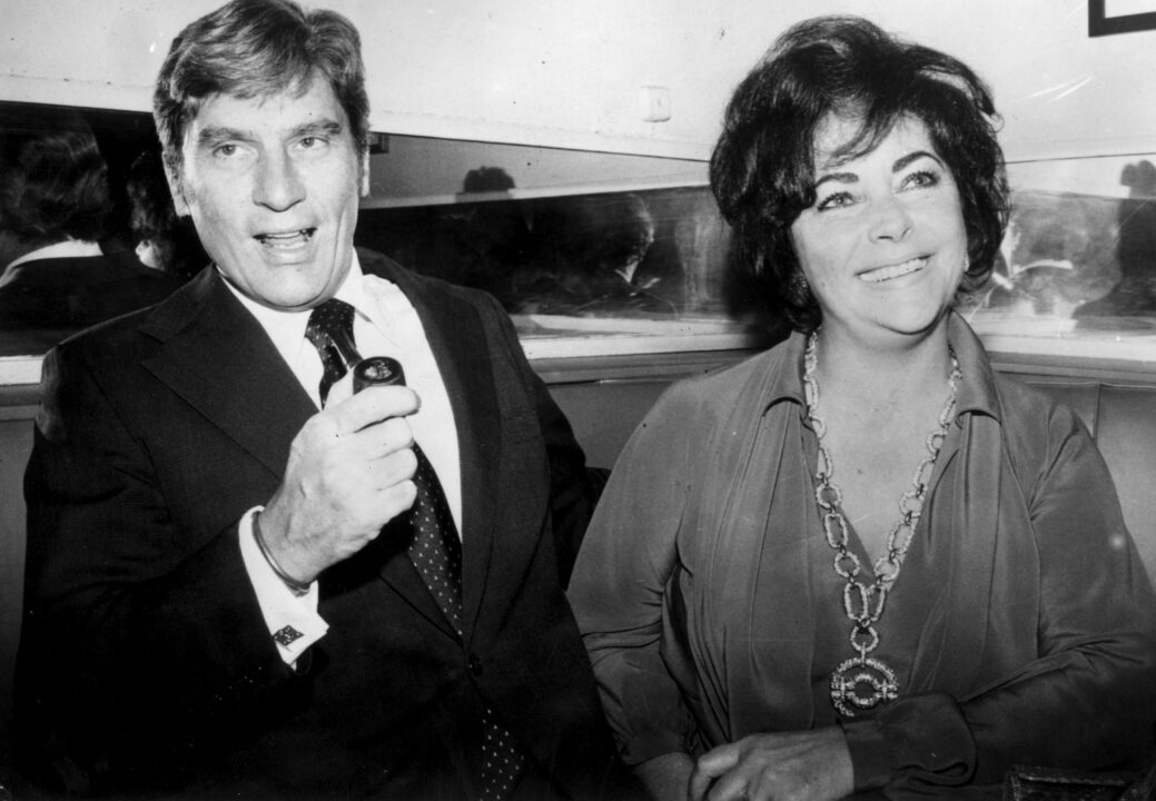 1st November 1978: American actress Elizabeth Taylor and her husband, the American politician John Warner at a disco in New York. 