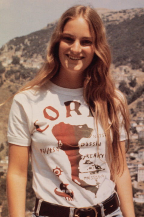 (Original Caption) Patricia Hearst is shown while she was on a credit course tour of Italy and Greece from about mid-June to mid-July in 1972. At the same time she was a student at Menlo College in California.