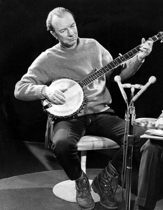 The Alan Douglas Show Pete Seeger performs, 1960s