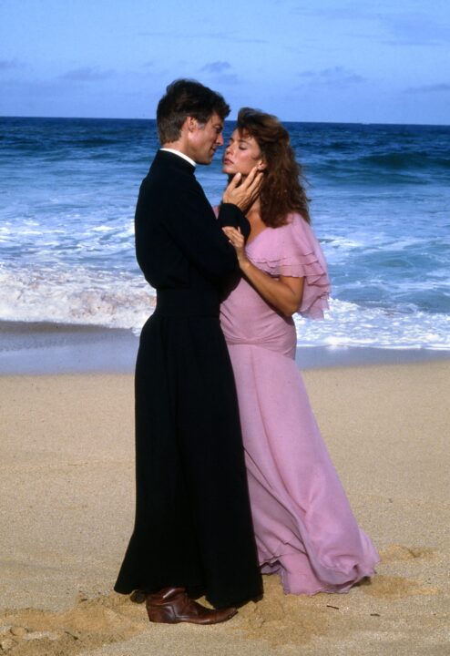 THE THORN BIRDS, from left: Richard Chamberlain, Rachel Ward, 1983. 