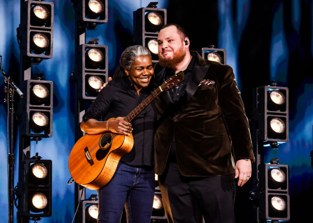 Tracy Chapman and Luke Combs perform onstage during the 66th GRAMMY Awards on February 04, 2024 in Los Angeles, California