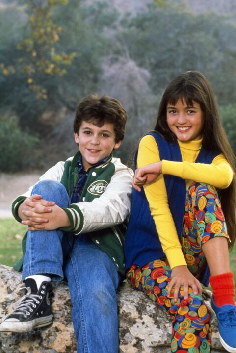 THE WONDER YEARS, from left: Fred Savage, Danica McKellar, (1989), 1988-1993.