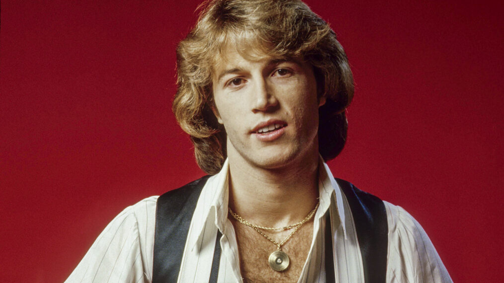 UNITED KINGDOM - JANUARY 01: Photo of Andy GIBB; Posed studio portrait of Andy Gibb